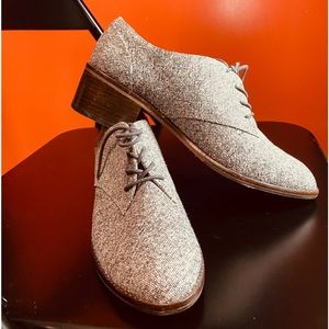 12 - NWOT Louise et Cie Finch Gray Tweed Block Heel Oxford Sz 8/38
